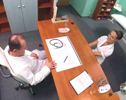 Hot new nurse shows doctor why she's best for the job