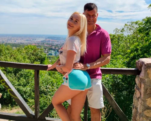 Marilyn Sugar Gets Lost in the Woods!