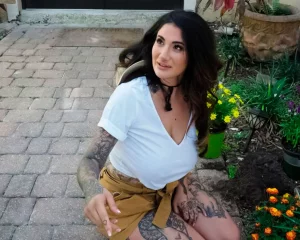 Hunting The Horny Gardener