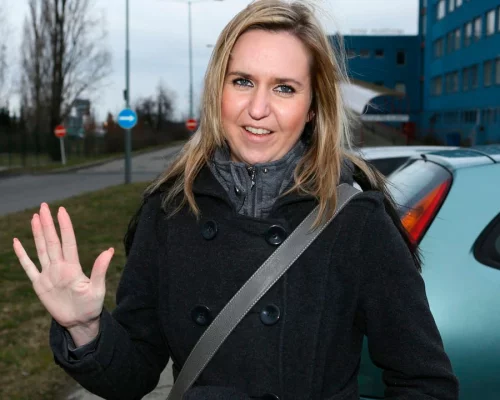 Blonde Sucks and Fucks in Car