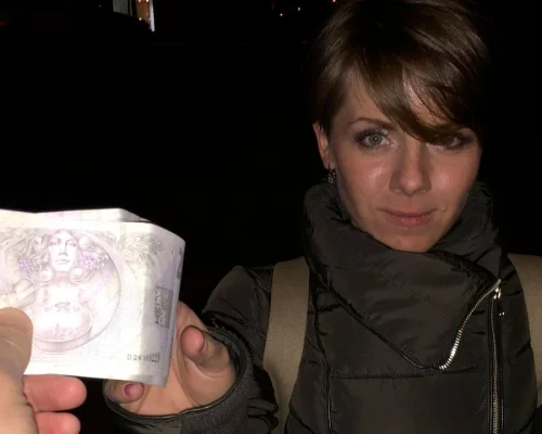 Short Hair Babe Fucked From Behind