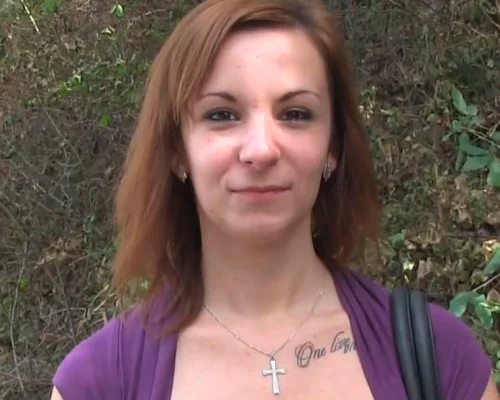 Brunette having outdoors sex in the bushes