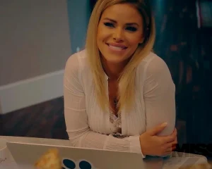 If The Eyes Didn't See, The Hands Wouldnt Take