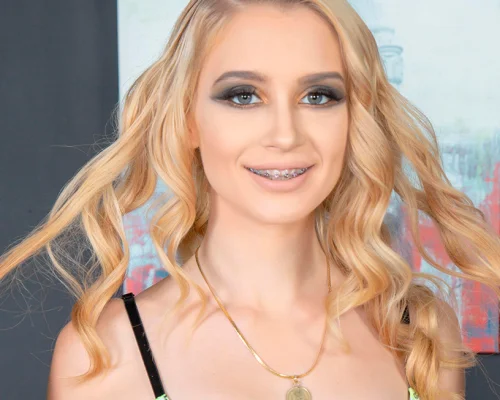 Naughty Blonde Anastasia LIVE