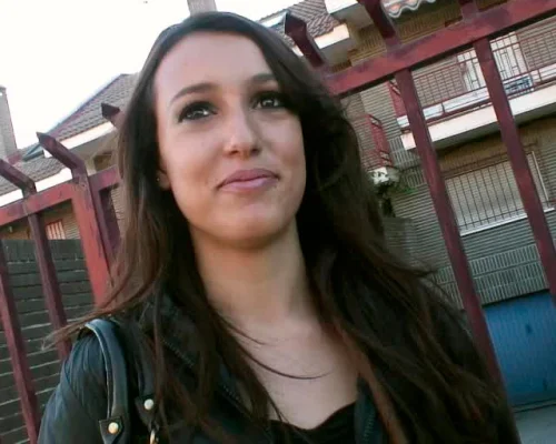 NOEMI MYHYV - PILLADAS