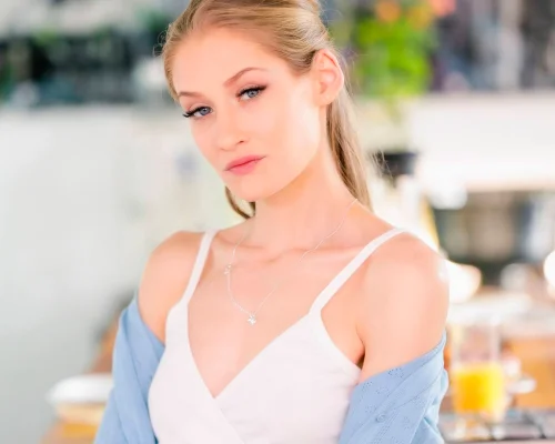 Daddy Lusts for Babysitter Tiffany Tatum