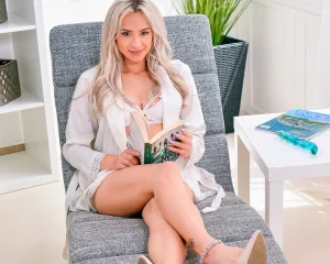 Veronica Leal Gets a Special Massage