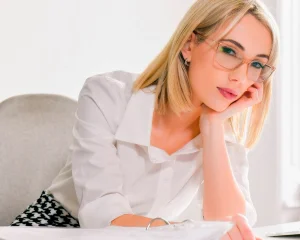 Horny Secretary Sky Pierce Rides Boss