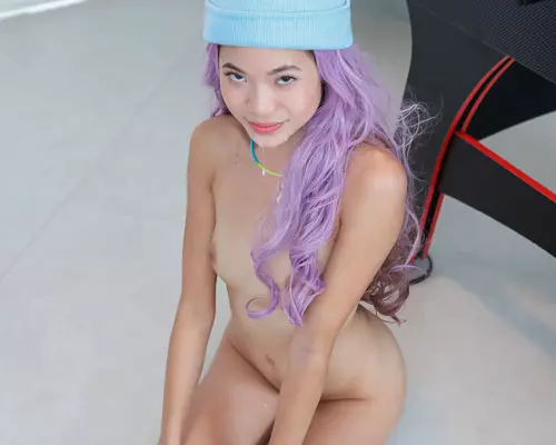 Asian Arcade Pussy Play