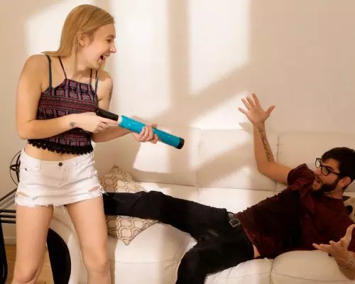 Step Sibling Prank War - S7:E2