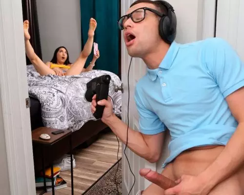 Spying on the Horny Zoomer