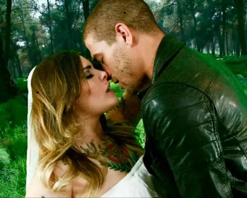 Porno Del Rey - Farrah Paws