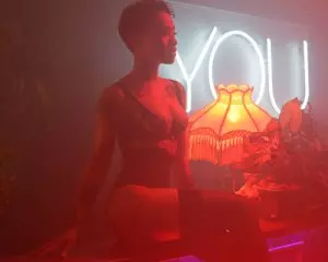 Honey Gold and Mick Blue