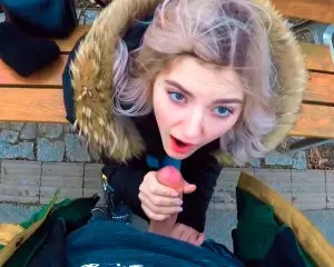 I Gave A Fan Blowjob In Public