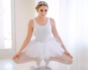 Stretchy Lil Dancer